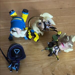 (4) over watch figures cute but deadly series